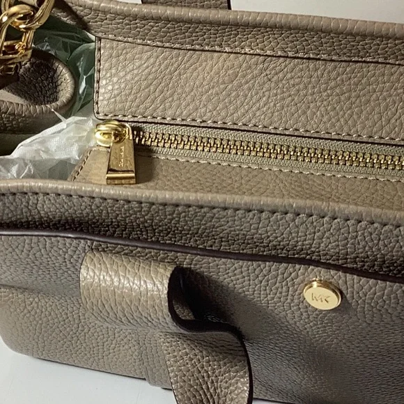 Michael Kors
Romee Small East West Satchel - Picture 10 of 15